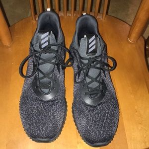 Adidas size 11.5 alphabounces
